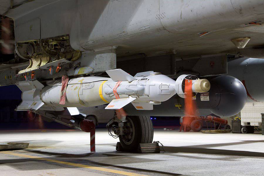 Каб 500 од. Управляемая Авиационная бомба. Paveway IV. Управляемые авиационные бомбы (УАБ). GBU-44/B Viper Strike.