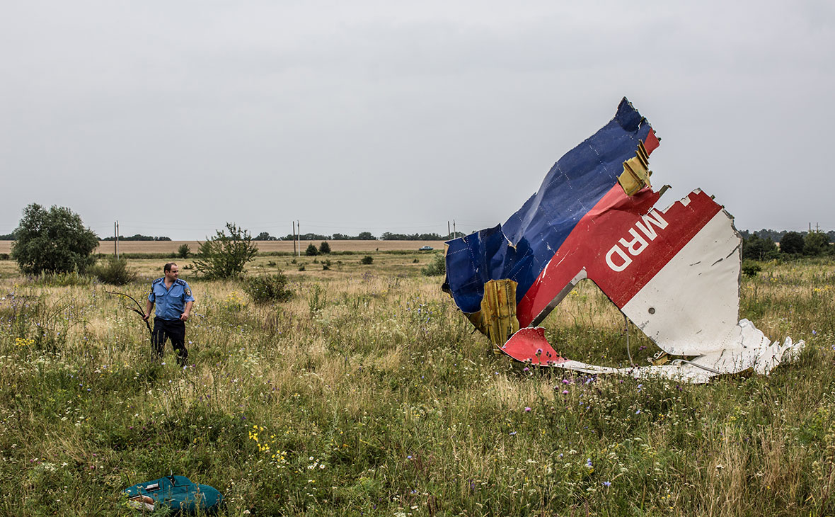 Суд по МН17: в Нидерландах показали обломки российской ракеты, сбившей ...